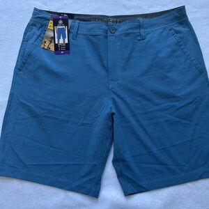 Hybrid shorts men’s size 40